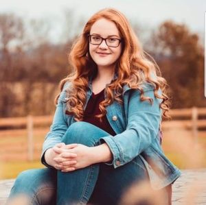 Meet your Posher, Dena